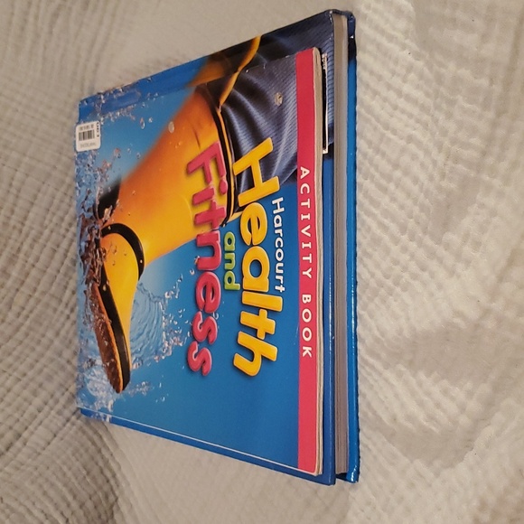 Harcourt health and fitness student textbook and student activity book grade 1 - Picture 5 of 7
